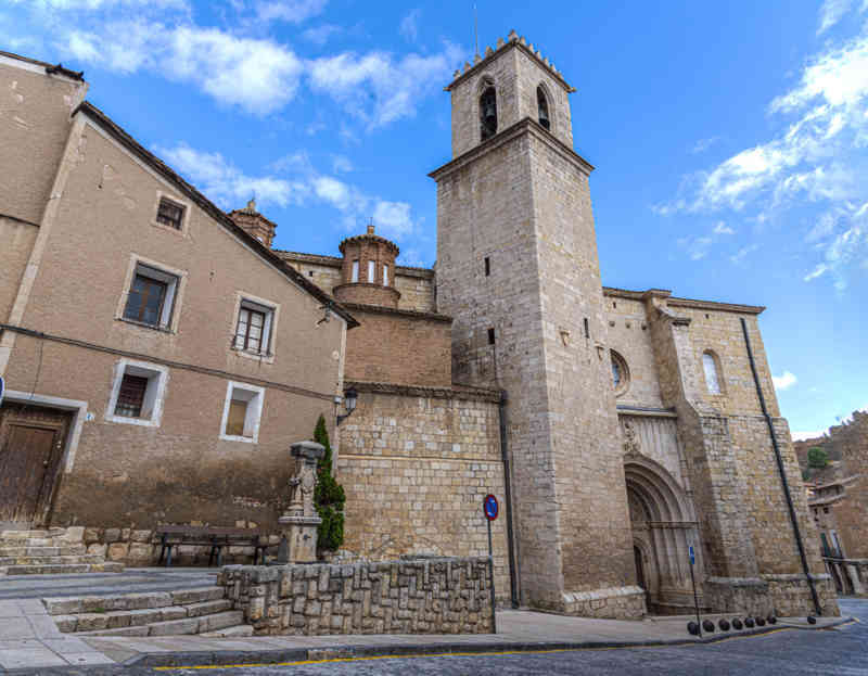 Zaragoza - Daroca 11 - basílica Santa María de los Sagrados Corporales.jpg